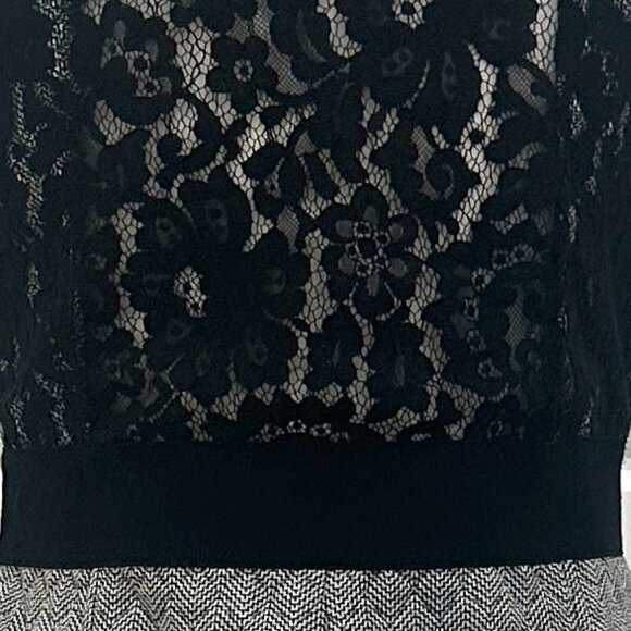 TRAFFIC PEOPLE LACE DETAIL DRESS MEDIUM - Picture 5 of 8